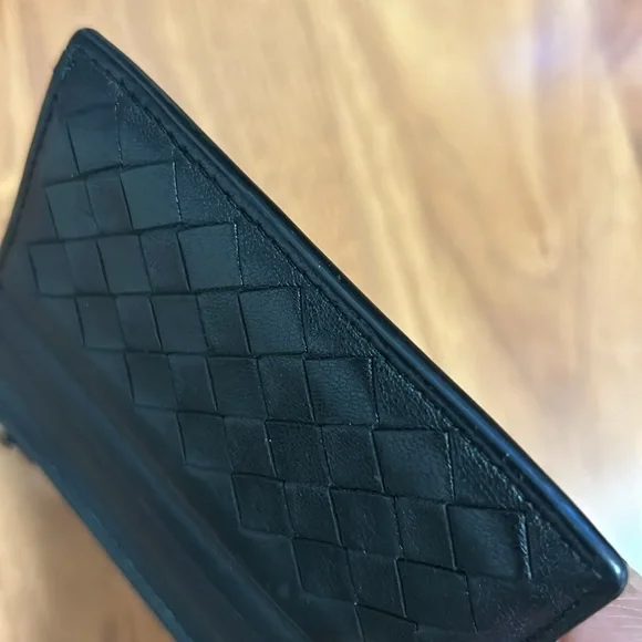 Authentic Bottega Veneta Black Intrecciato Leather Zip Card Holder